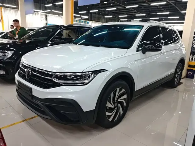 Volkswagen Tiguan L 2024 300TSI Auto 2WD Smart Edition