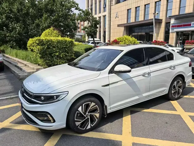 Volkswagen Bora 2023 280TSI DSG Prestige Edition