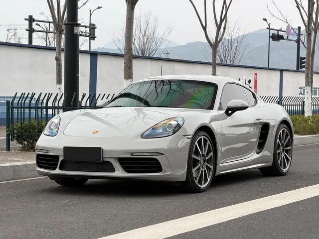 Porsche 718 2020 Cayman 2.0T