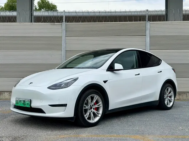 Tesla Model Y 2022 Long Range AWD