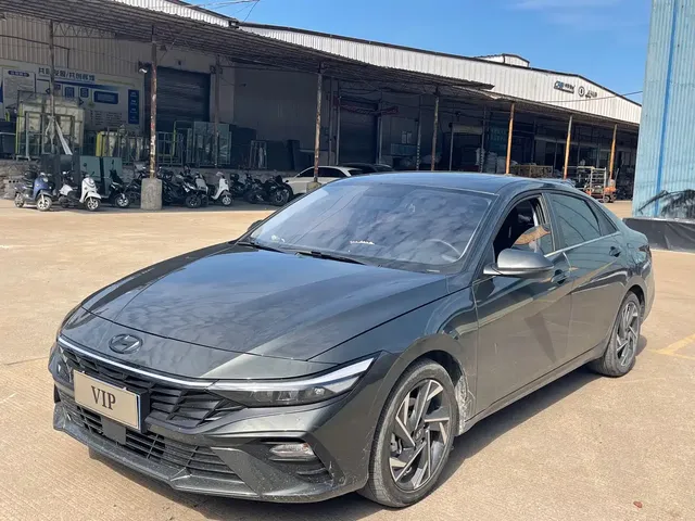Hyundai Elantra 2023 1.5L CVT GLX Elite Edition