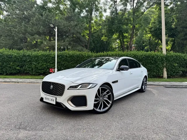 Jaguar XFL 2024 2.0T P300 AWD Flagship Sport Gilded Edition