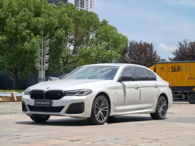 BMW 5 Series 2022 530Li Leading M Sport Package