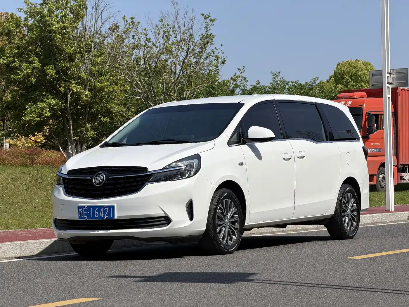 Buick GL8 2021 Land Business Class 652T Comfort