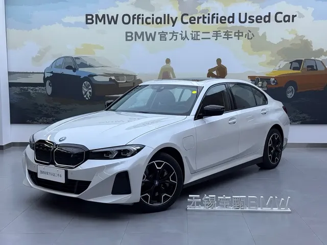 BMW i3 2024 eDrive 40 L Shadow Night Package