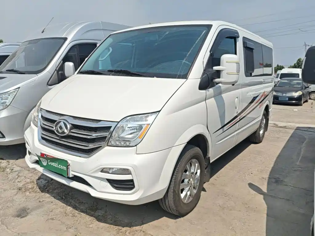 SAIC Maxus Xintu V80 2021 2.0T PLUS AMT Urban Edition Short Wheelbase Ultra-Low Roof 5/6 Seats