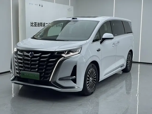Denza D9 2025 Model DM-i Smart Drive Edition 1020 AWD Flagship