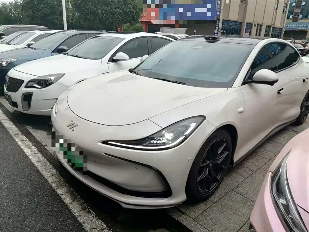 IM Motors IM L6 2024 Max Standard Edition