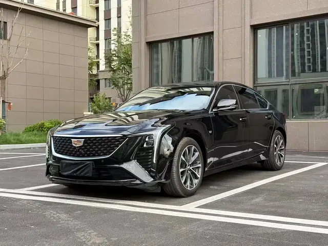 Cadillac CT5 2025 Model 28T Urban Sport Edition