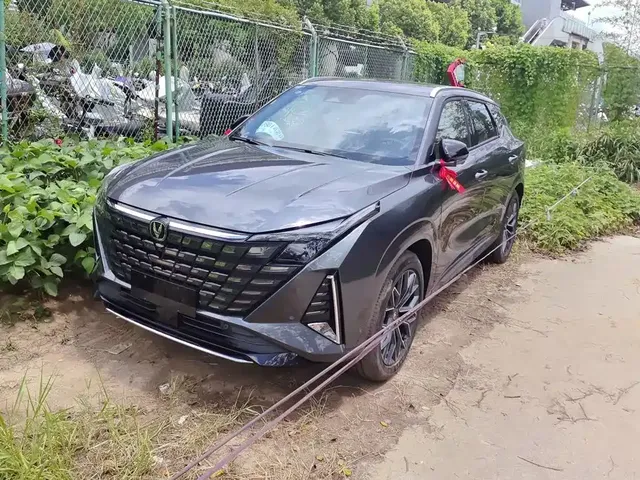 Changan UNI-Z New Energy 2025 Model Year Smart New Blue Whale 125km Super Power Edition
