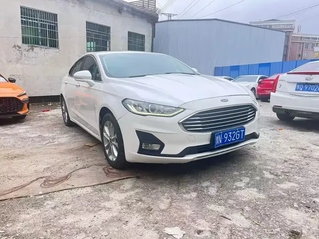 Ford Mondeo 2020 EcoBoost 180 Fashion