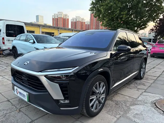 NIO ES8 2022 Model 100kWh Signature 6-Seater