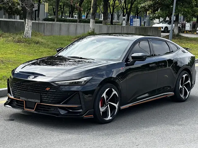 Changan UNI-V 2022 1.5T Sport Edition