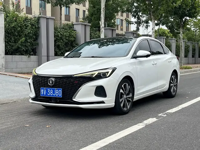 Changan Eado 2020 PLUS Blue Whale NE 1.4T GDI DCT Premium