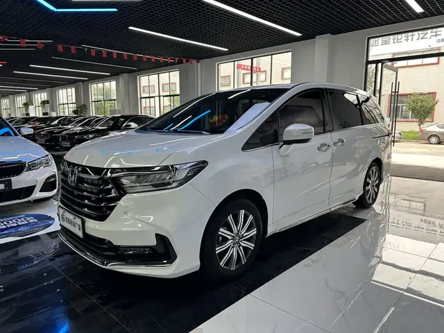 Honda Odyssey 2026 2.0L e:HEV Sharp Delight Edition