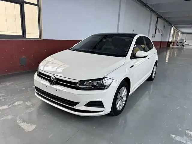 Volkswagen Polo 2021 Plus 1.5L Automatic Colorful Tech Edition