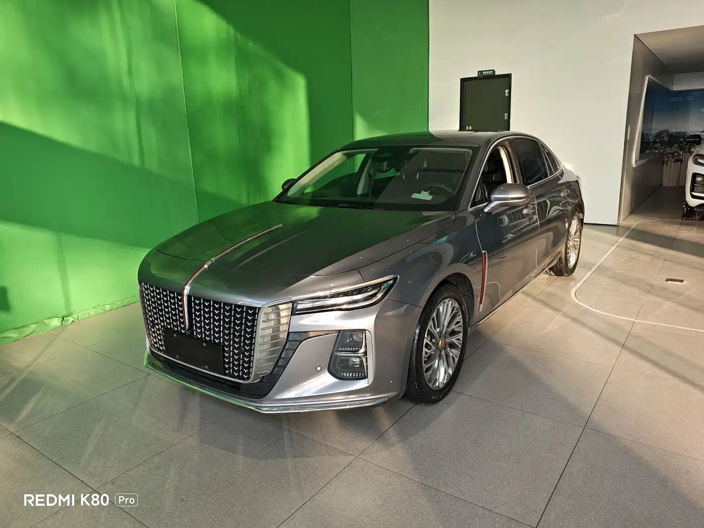 Hongqi H5 2023 2.0T Auto Smart Connect Flag Comfort