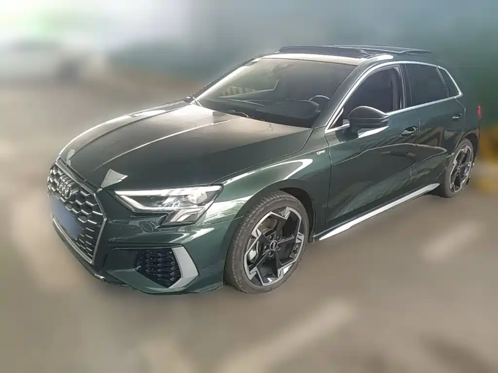 Audi A3 2023 Facelift Sportback 35 TFSI Luxury Sport