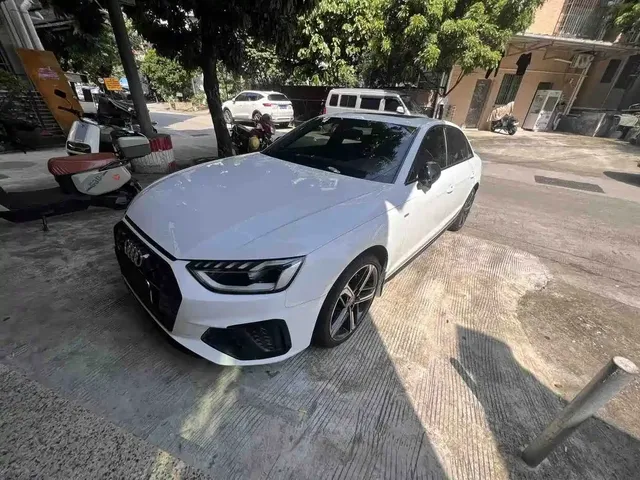 Audi A4L 2024 40 TFSI Luxury Dynamic