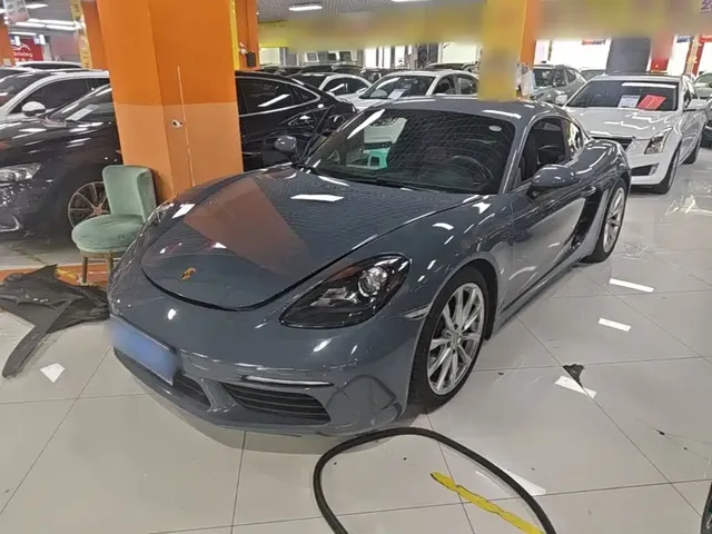 Porsche 718 2018 Cayman 2.0T