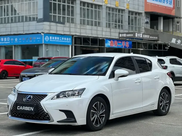 Lexus CT 2017 CT200h Elite Edition Monochrome China V