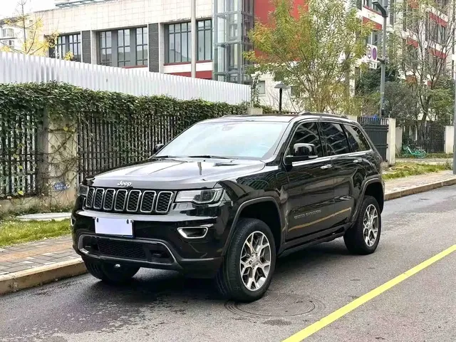 Jeep Grand Cherokee (Import) 2020 3.0L Elite Navigation Edition