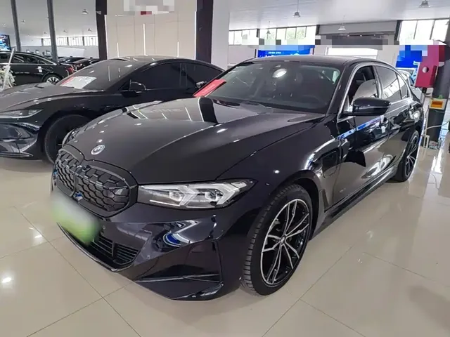 BMW i3 2024 eDrive 35 L