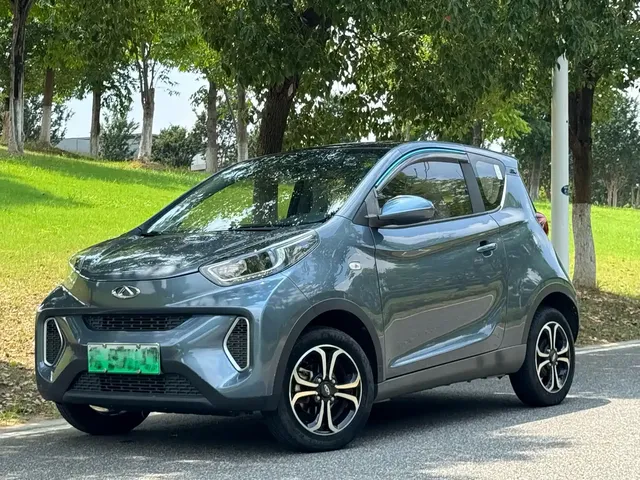 QQ New Energy Little Ant 2021 200K Fans Edition Talent Version (NCM Battery 301km)