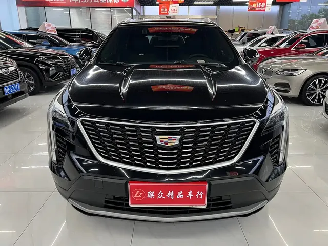 Cadillac XT4 2023 Model Year 28T Two-Wheel Drive Luxury Model
