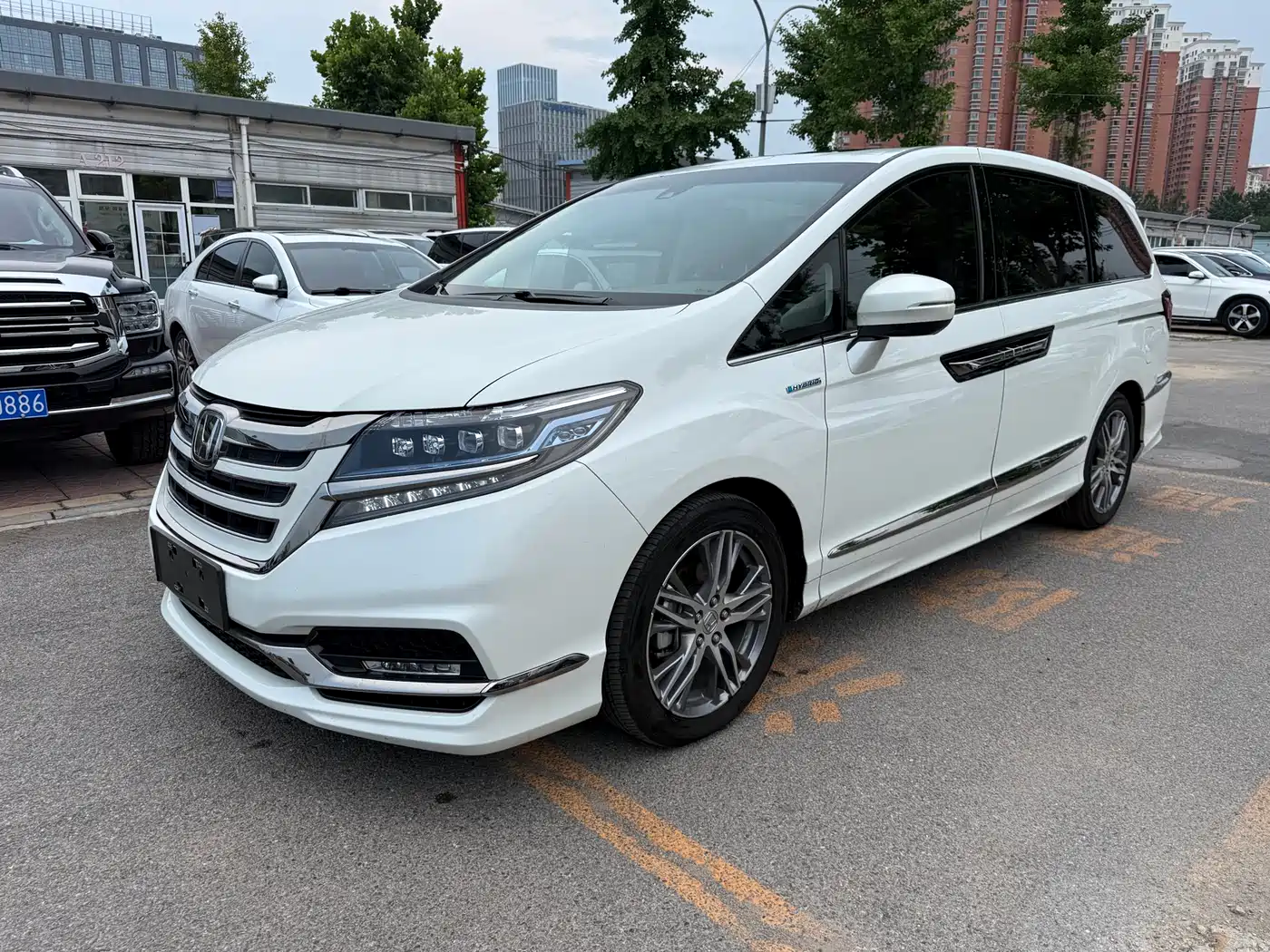 Honda Elysion 2019 2.0L Hybrid Luxury Edition