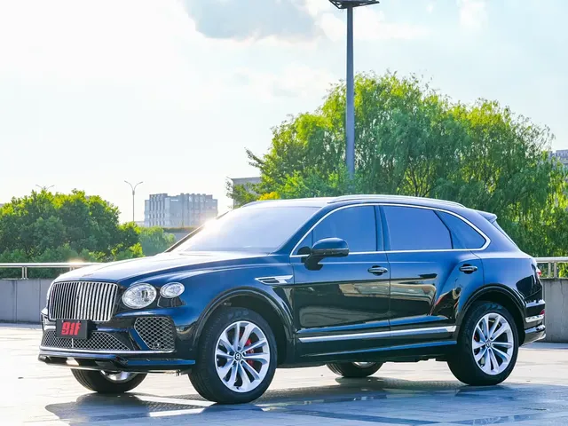 Bentley Bentayga 2024 4.0T V8