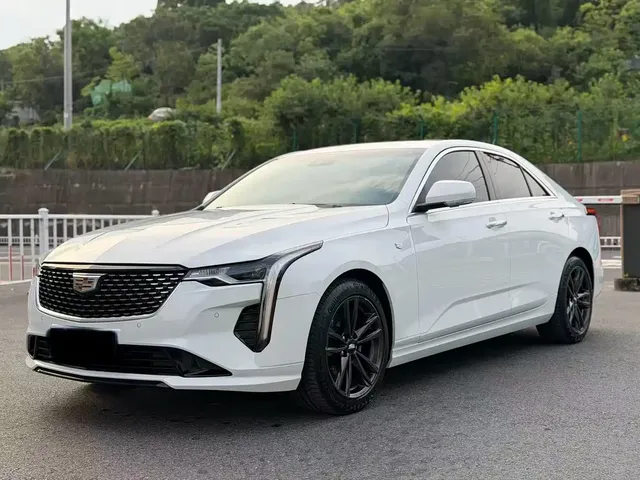 Cadillac CT4 2022 28T Luxury Model