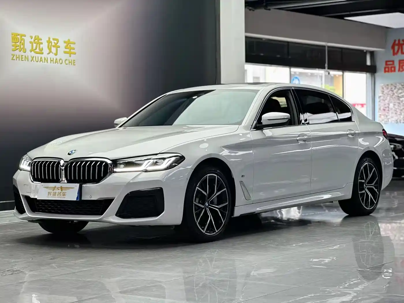 BMW 5 Series 2022 Facelift II 530Li Premium Package M Sport