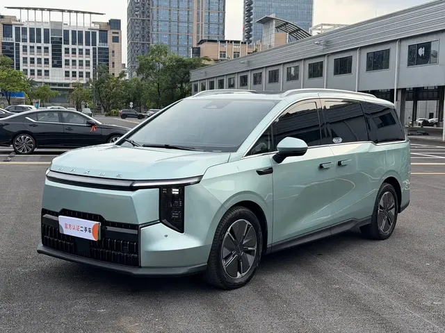 SAIC Maxus Dajia 7 2024 Super Hybrid Long Range Flagship Edition
