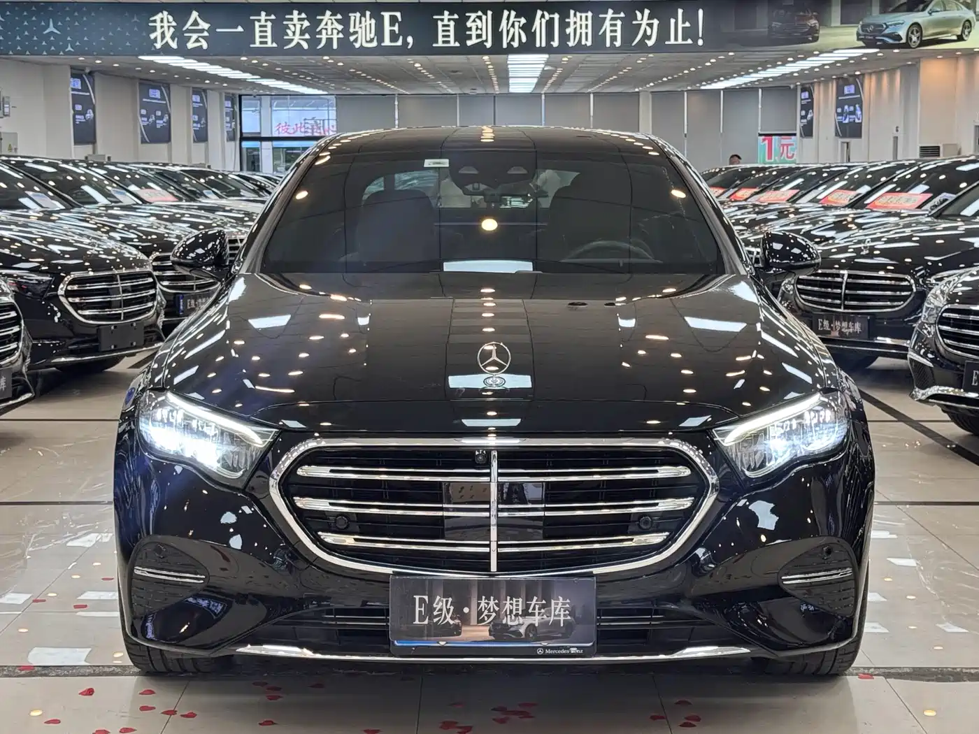 Mercedes-Benz E-Class 2024 E 300 L Fashion