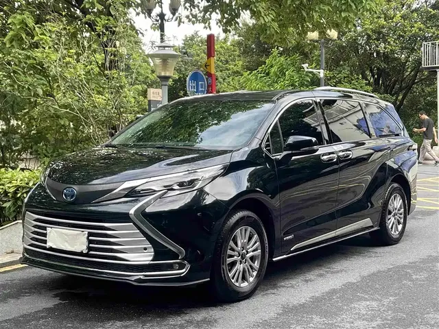 Toyota Sienna 2021 2.5L Hybrid Comfort Edition