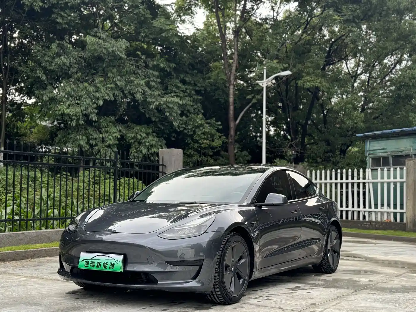 Tesla Model 3 2021 Standard Range Rear-Wheel Drive Upgrade