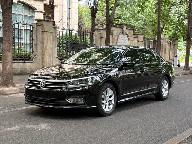 Volkswagen Passat 2017 280TSI DSG Prestige