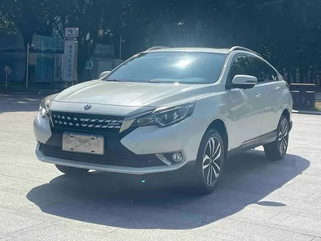 Venucia T90 2018 2.0L CVT Smart Connection Intelligent Edition China V