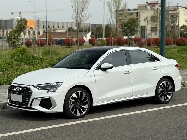 Audi A3 2024 Model A3L Limousine 35 TFSI Fashion Sport