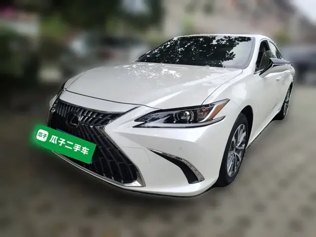 Lexus ES 2022 200 Excellence Edition