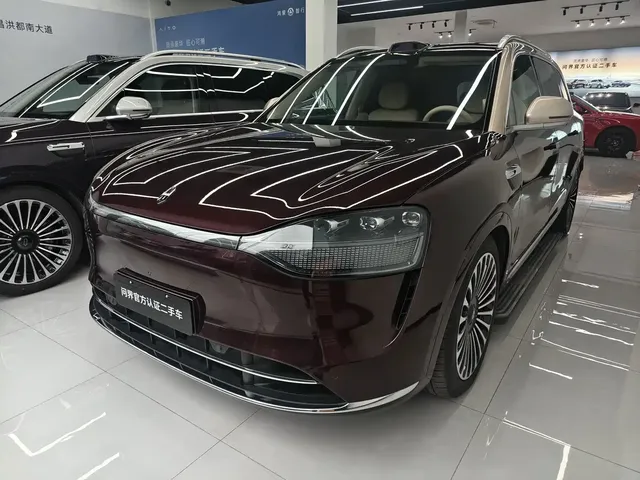 AITO Wenjie AITO M9 2025 Extended Range Ultra 52kWh 6-Seater