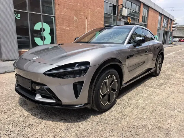 Xiaomi Auto Xiaomi YU7 2025 Extended Range RWD Edition