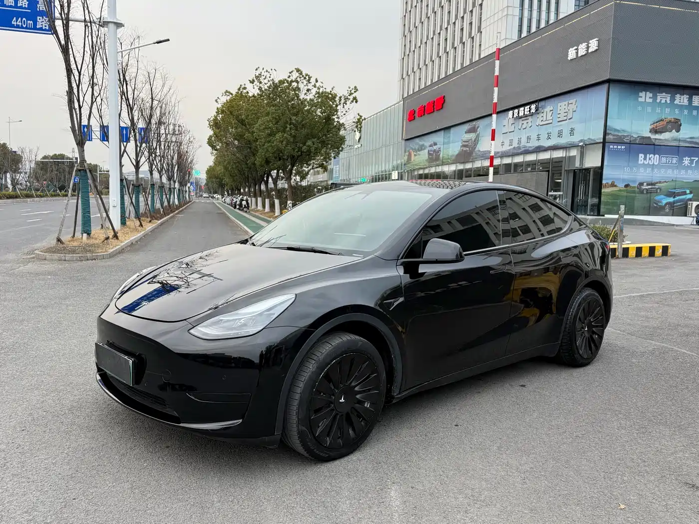 Tesla Model Y 2022 Rear-Wheel Drive Version