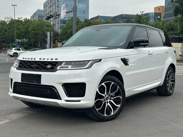 Land Rover Range Rover Sport 2022 3.0 L6 Gloss Black Edition