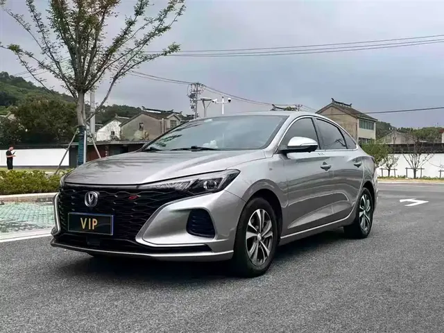 Changan Eado 2022 PLUS Blue Whale NE 1.4T GDI DCT Premium Edition