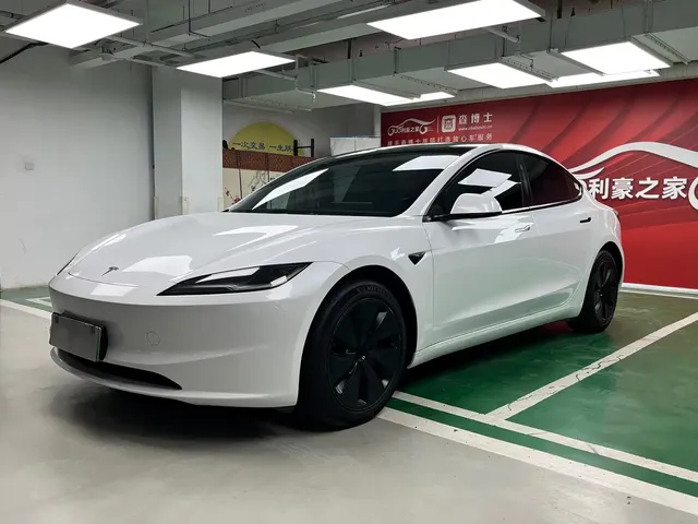 Tesla Model 3 2023 Rear-Wheel Drive