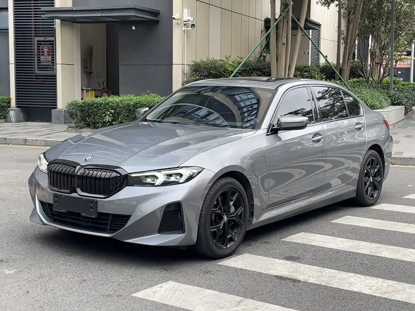 BMW i3 2022 eDrive 35 L