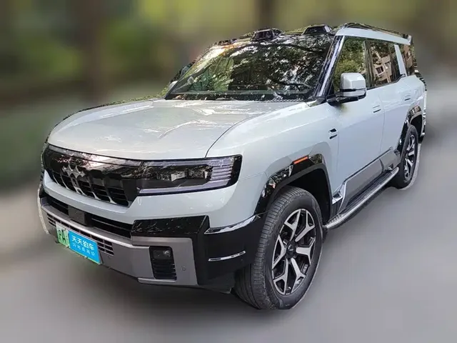 Fang Cheng Bao Leopard 8 2025 Smart Brave Luxury 7-seater