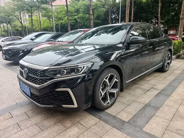 Volkswagen Passat 2024 380TSI Starlight Dragon Glory Edition